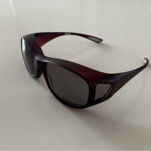 Stylish Burgundy Sunglasses